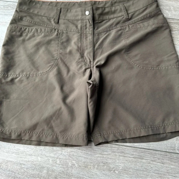 Mec Mountain  Equipment Co-op Relaxed Fit High Rise Brown Shorts - Picture 4 of 13